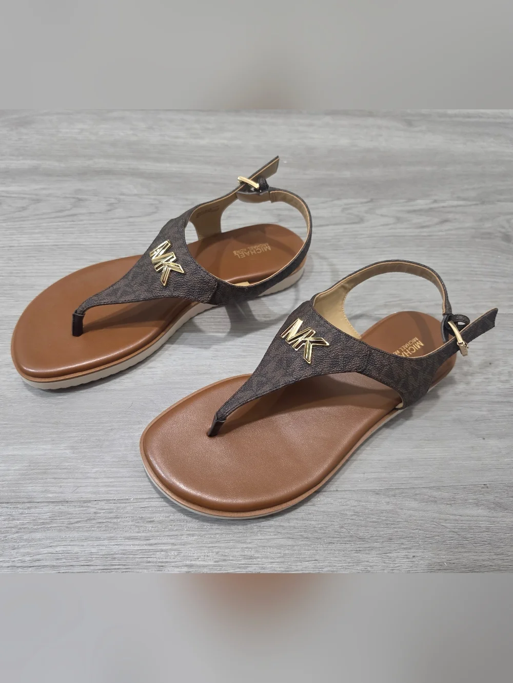 Michael Kors Jilly Flat Sandals Brown Logo - Size 9 **NEW**